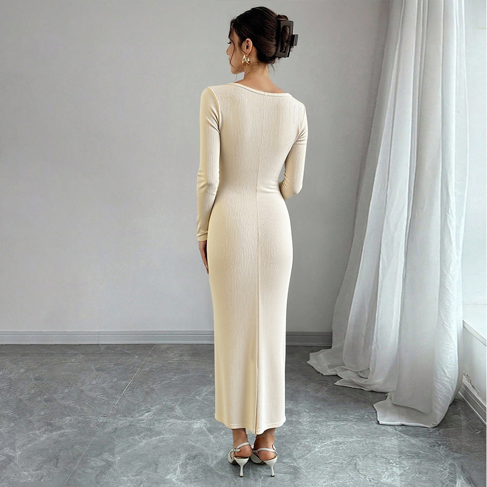 Robe midi en tricot pour femme avec un élégant design enveloppant et un décolleté en V profond Levoire