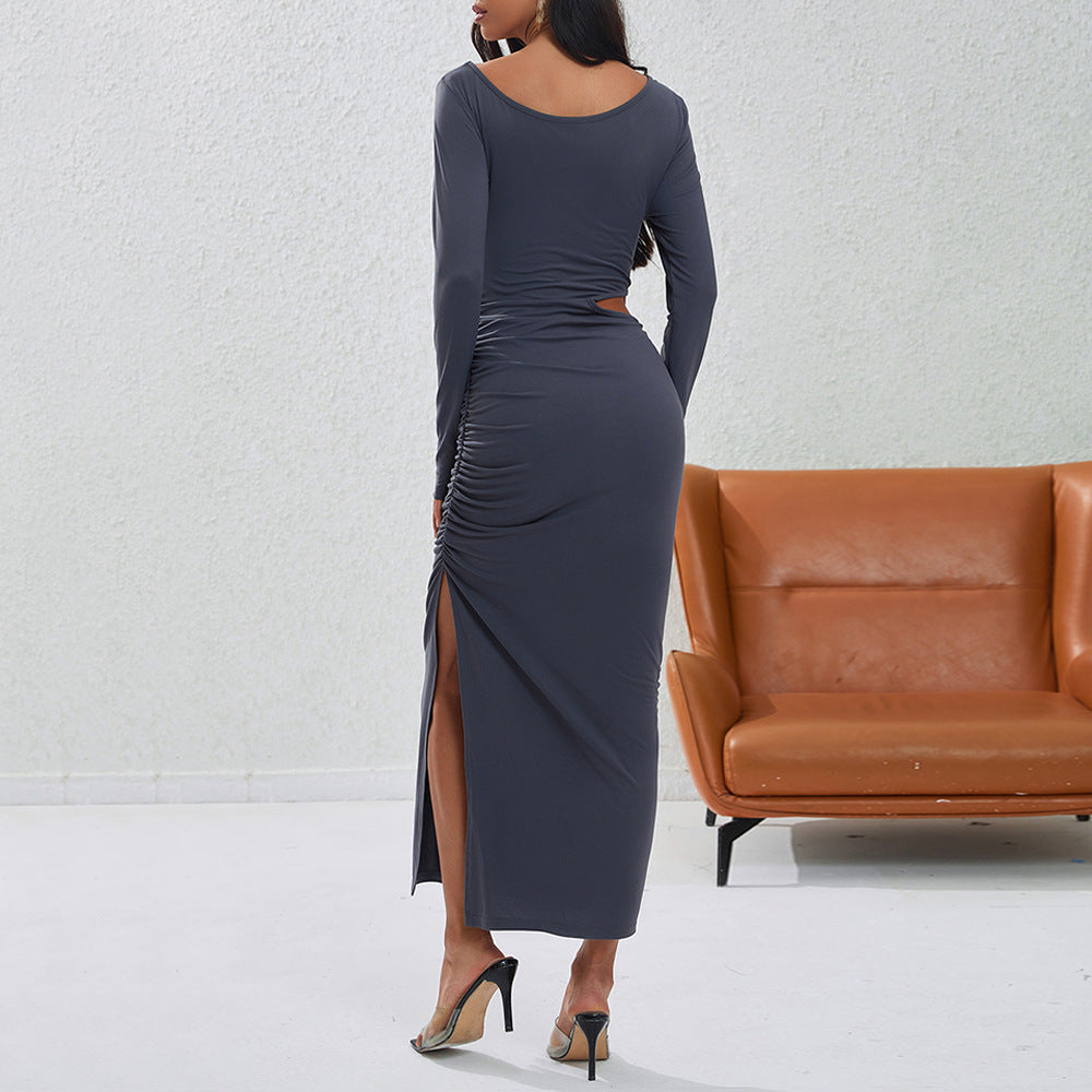 Robe maxi pour femme avec des détails de volants sur les côtés et un drapé élégant Levoire