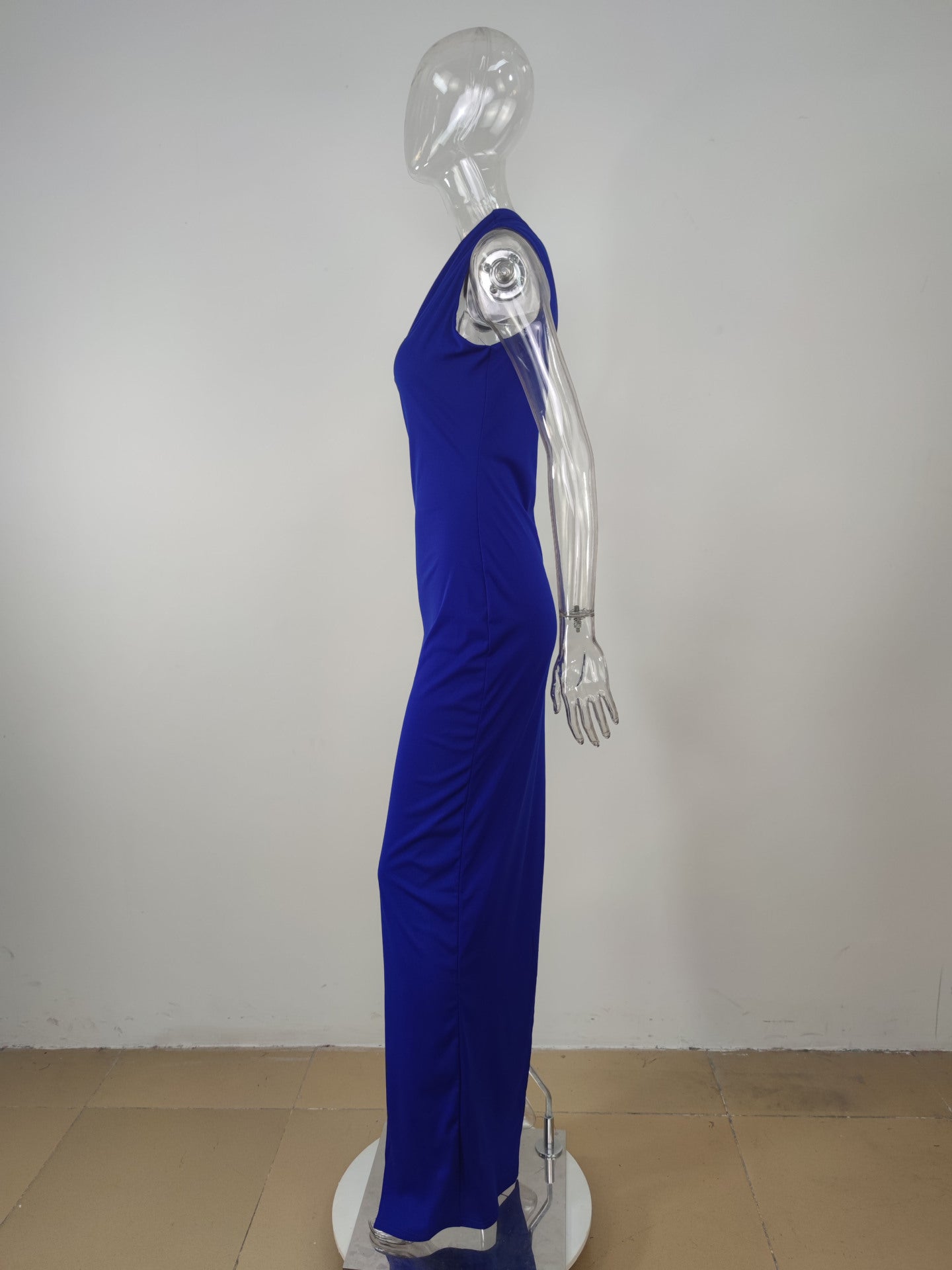 Levoire | Robe Maxi À Une Épaule Avec Décolleté Off-Shoulder Fente Latérale Élevée