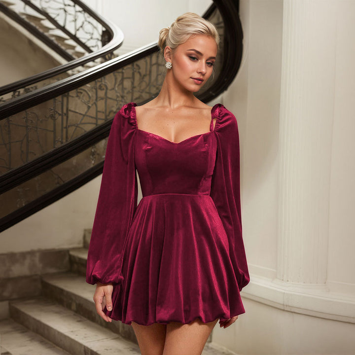 Robe Mini en Velours pour Femmes avec Manches Volantes et Décolleté en Cœur Élégant Levoire
