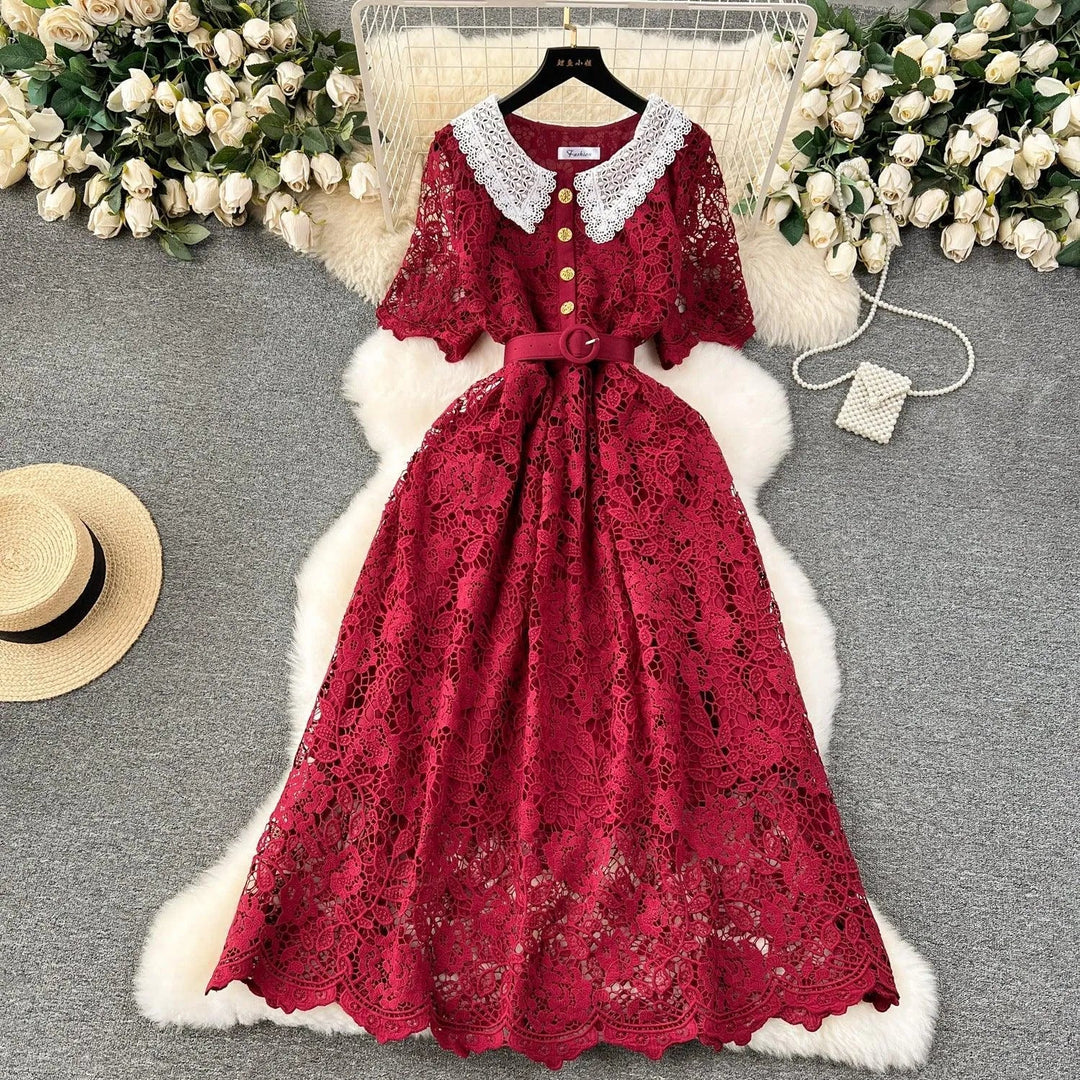 Levoire | Robe en dentelle mi-longue Rot Taille libre