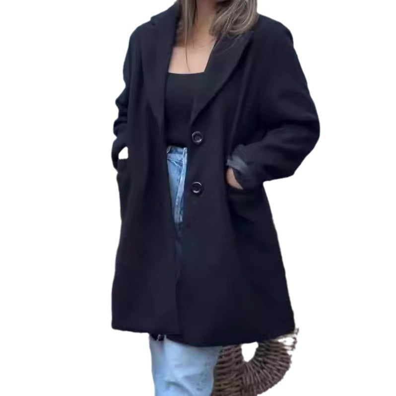 Manteau en laine élégant pour femmes avec un col à revers stylé Levoire