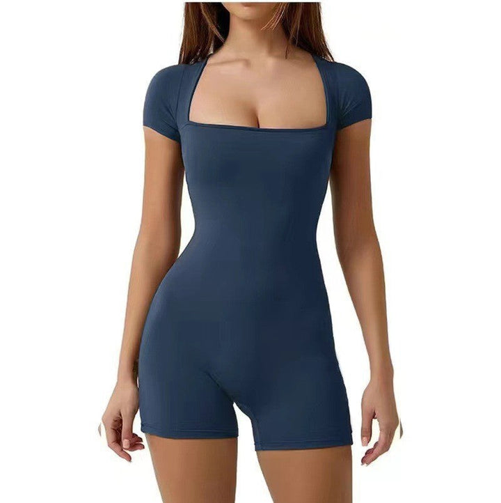 Levoire | Robe à col rond avec ceinture à rayures