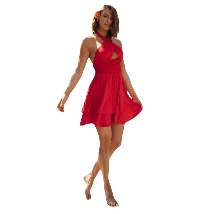Robe d'été mini pour femmes avec un col halter sophistiqué et un insert de taille élastique Levoire