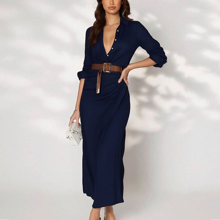 Robe maxi pour femmes avec décolleté en V profond et détails définissant la taille Levoire