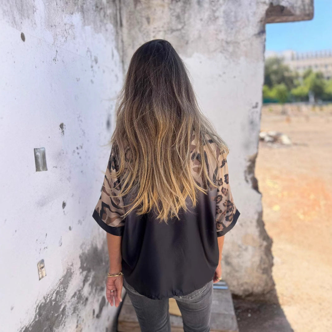 Blouse en soie élégante pour femmes avec un motif léopard contemporain Levoire
