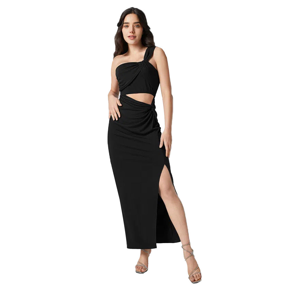 Robe enveloppante élégante pour femme avec détails découpés asymétriques et silhouette près du corps Levoire