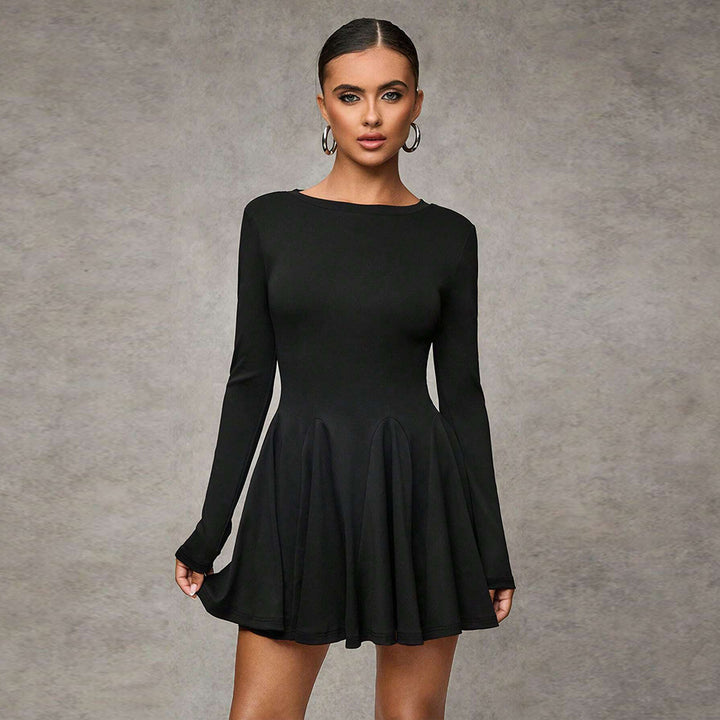 Robe mini femme avec des manches bouffantes élégantes et une jupe évasée Levoire
