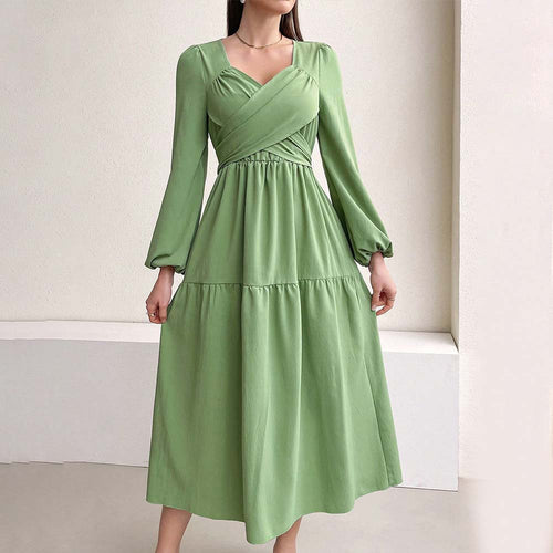 Robe midi pour femmes avec détail enveloppant et manches volumineuses Levoire