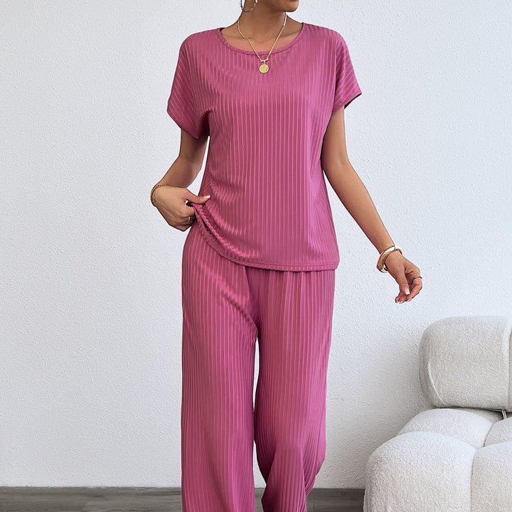Ensemble de détente confortable pour femmes avec des détails extensibles élégants Levoire