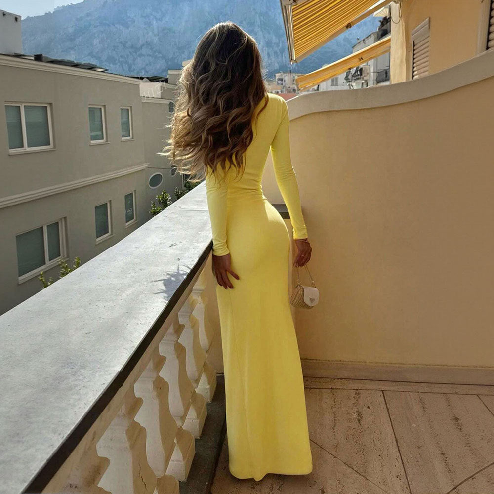 Robe Maxi Femme avec Décolleté en V Élégant et Design Froncé Levoire