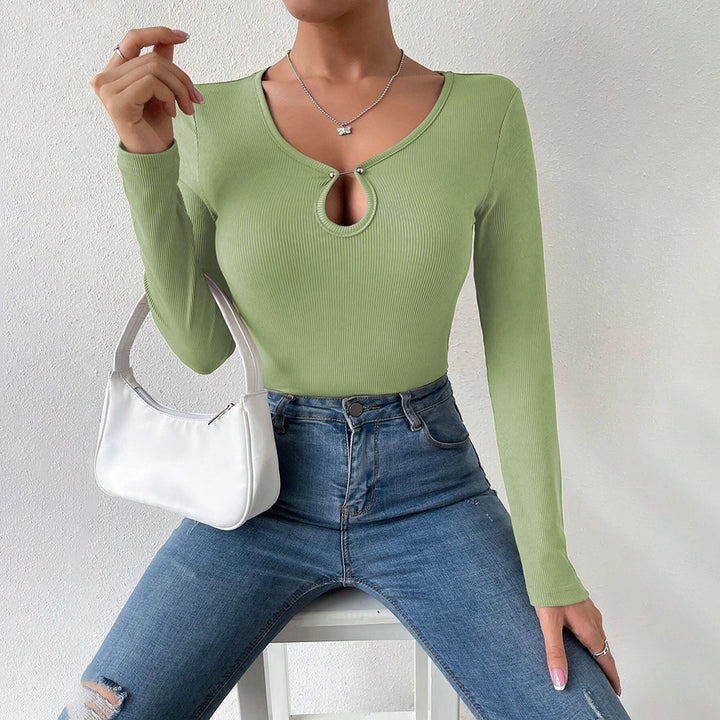 Chemise à manches longues pour femme avec décolleté en V profond et détail de nœud décoratif Levoire
