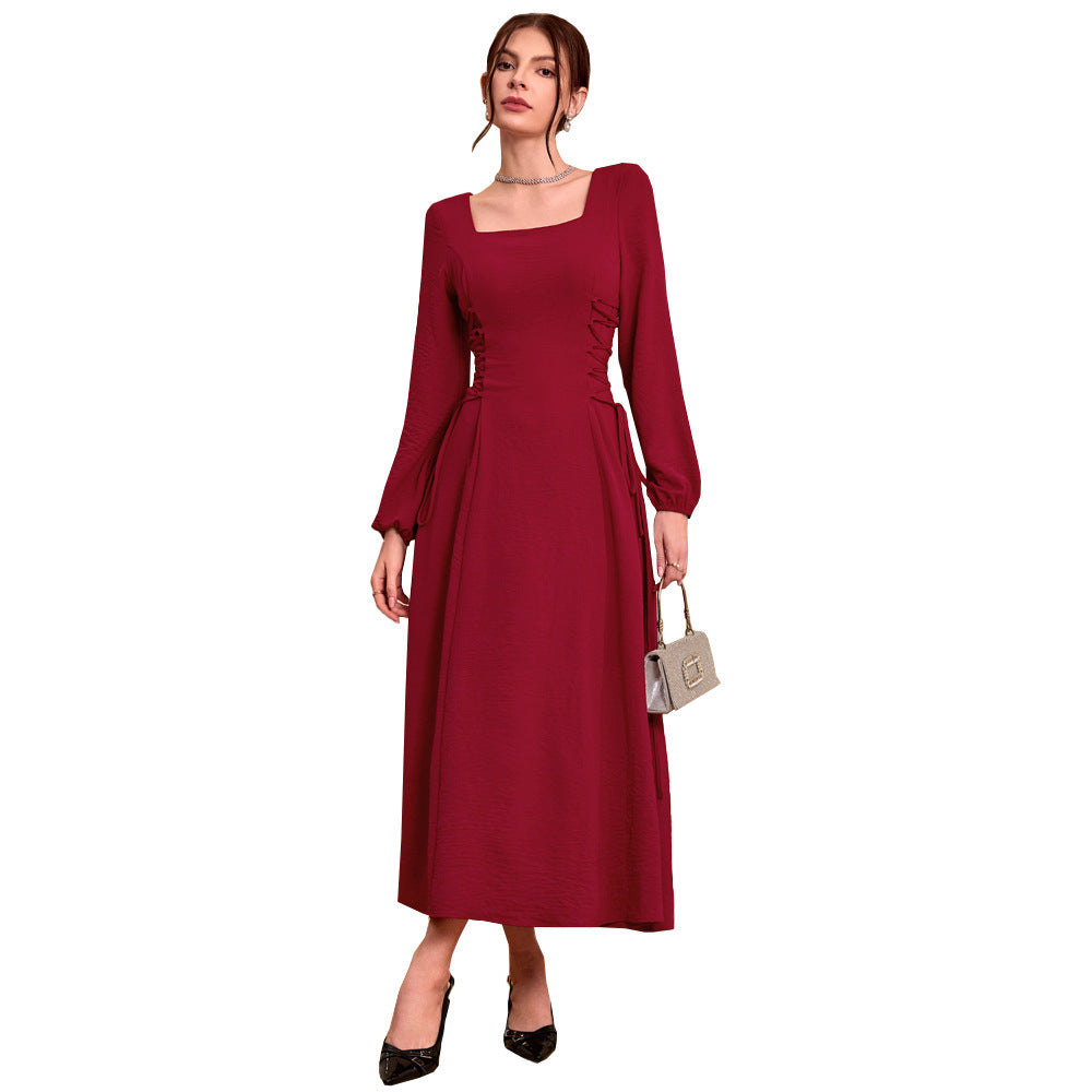 Robe maxi femme avec décolleté carré et volants raffinés Levoire