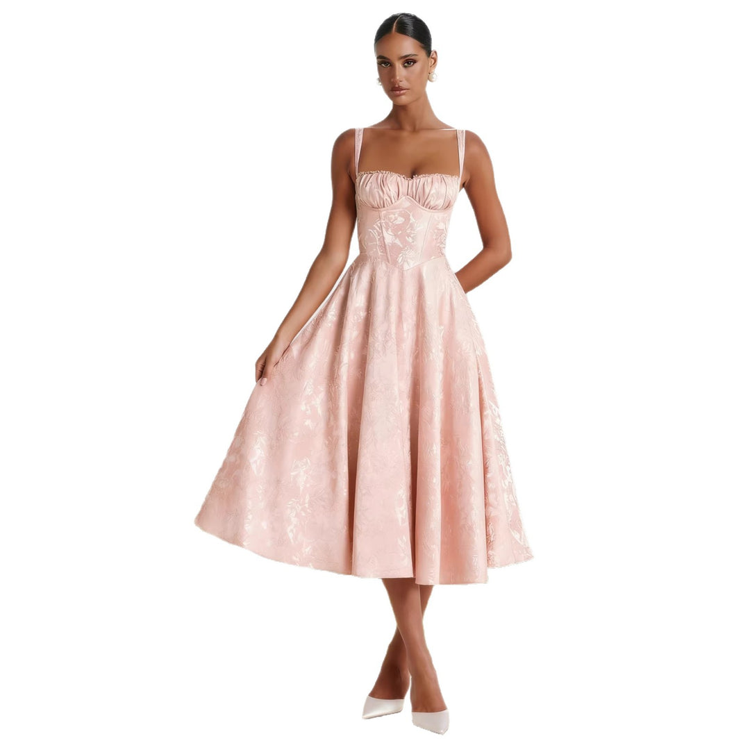 Robe cocktail glamour pour femmes avec haut à volants et jupe volumineuse Levoire