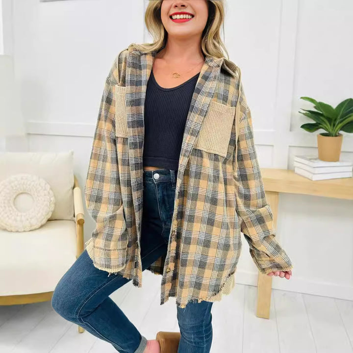 Chemise Veste à Carreaux Oversized pour Femmes avec Détails Frangés Levoire