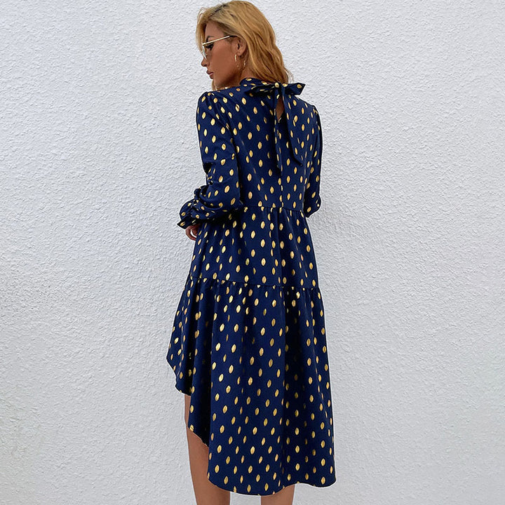 Robe à volants pour femmes avec accents dorés et col haut Levoire