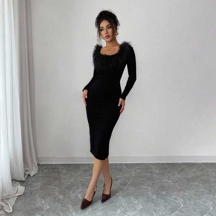 Robe midi pour femme avec décoration en plumes élégante et fente sur le côté Levoire
