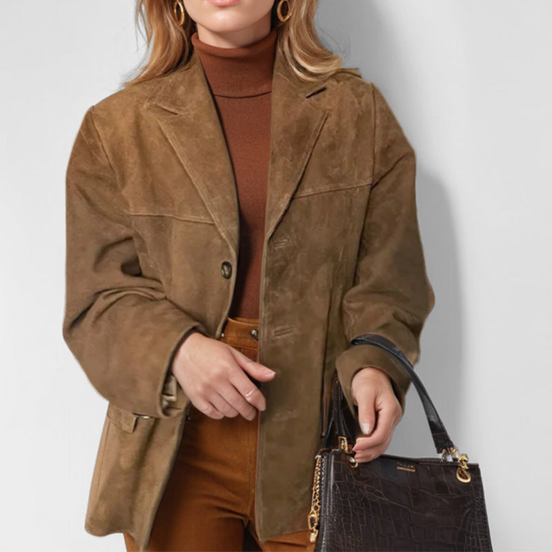 Veste en suède élégante pour femmes avec une coupe décontractée Levoire