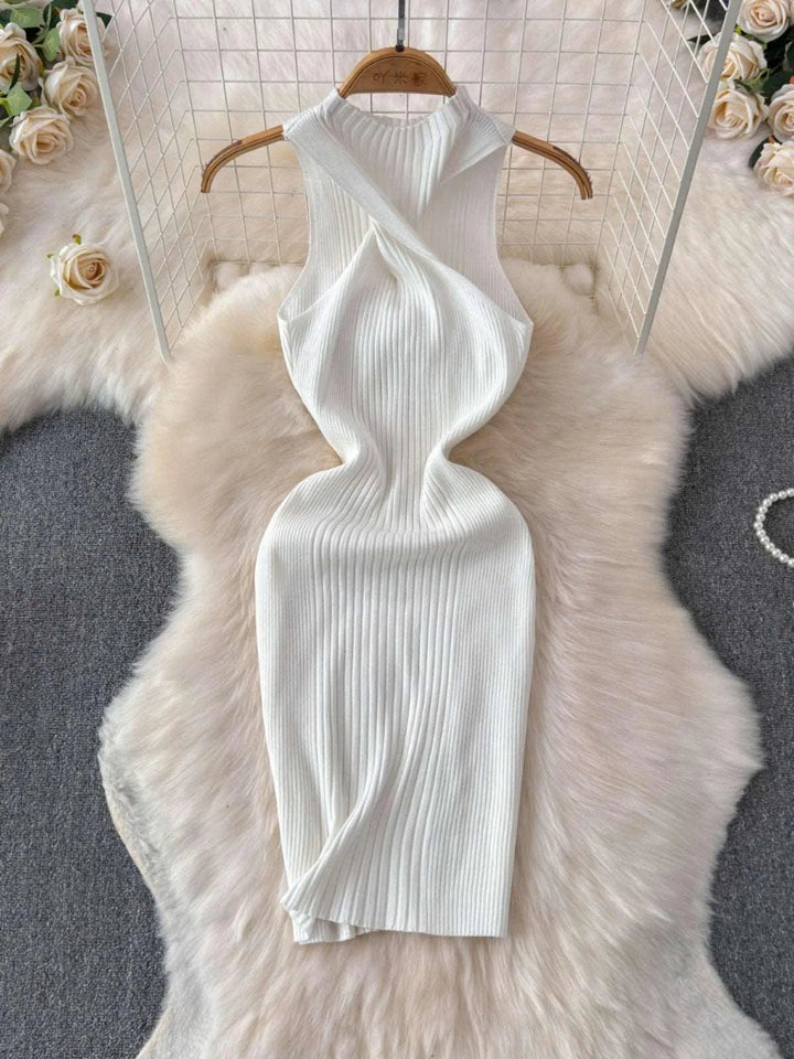 Levoire | Tenue de soirée à encolure américaine en tricot