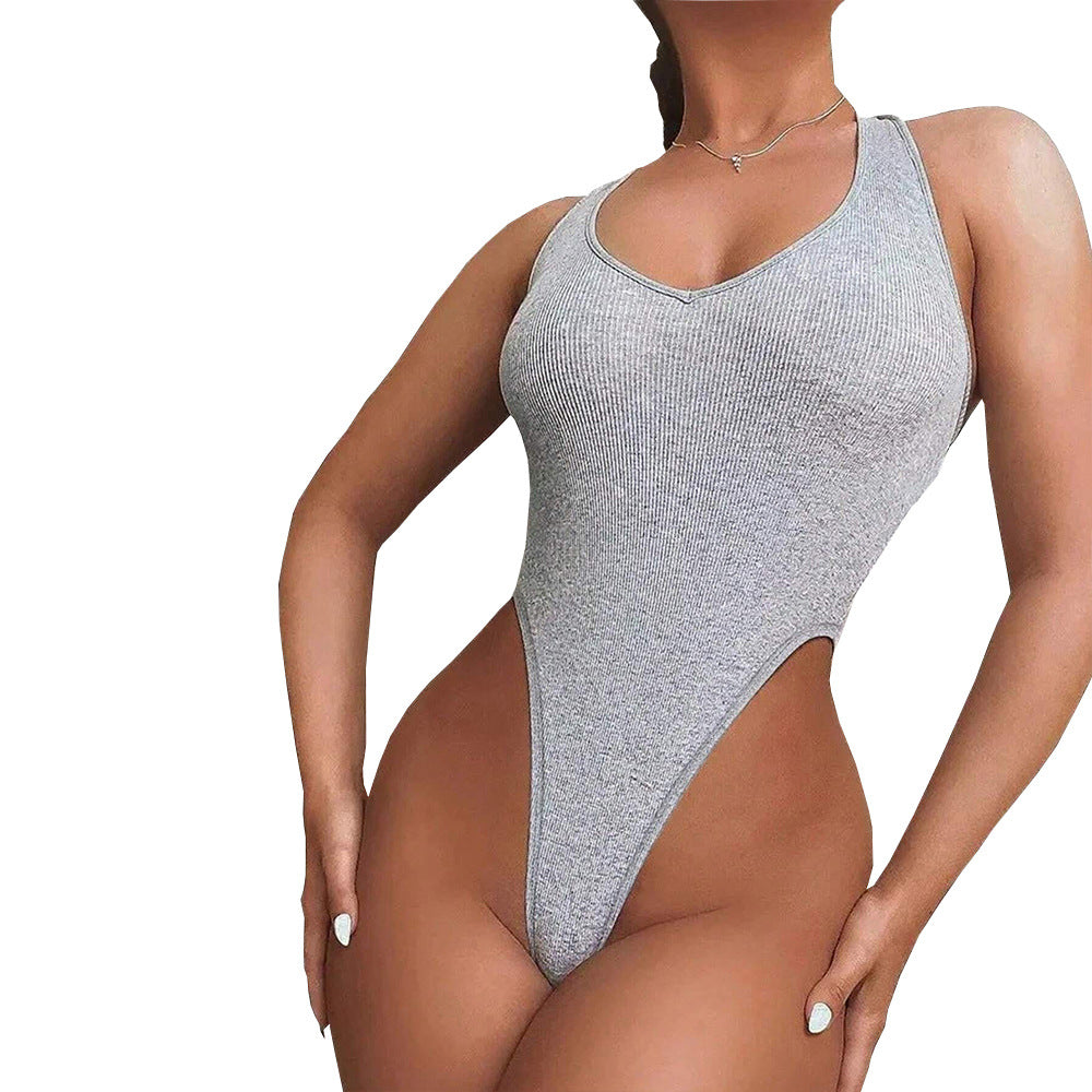 Maillot de bain femme à taille haute avec décolleté en V profond et design rib fashionable Levoire