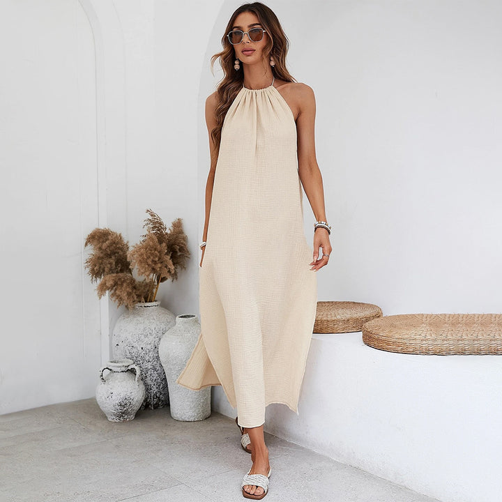Robe maxi pour femmes avec détail de volants raffiné et encolure halter élégante Levoire