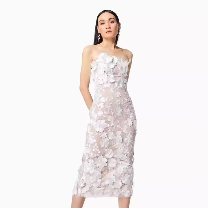Levoire | Élégant robe midi sans manches ajustée
