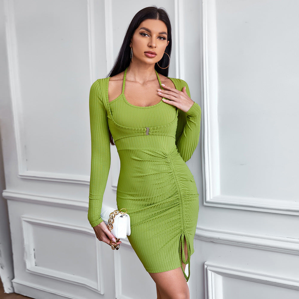 Robe mini femme avec des détails de volants sophistiqués et une découpe à la mode Levoire