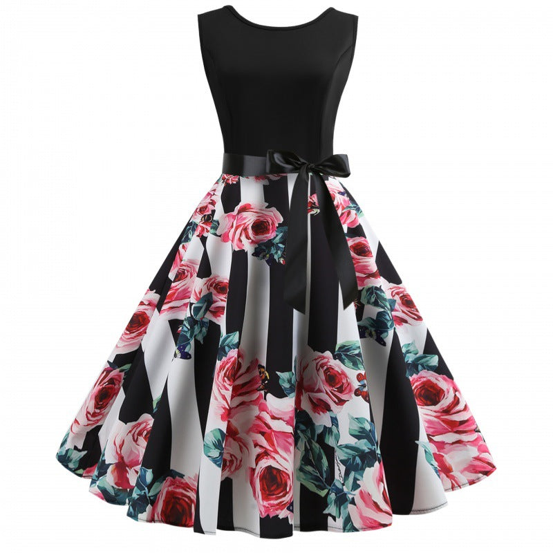 Robe swing pour femmes avec imprimé floral et silhouette ajustée Levoire