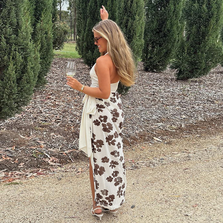Robe enveloppante élégante pour femmes avec design floral et décolleté en V profond Levoire