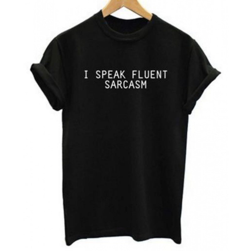 T-shirt pour femmes avec un slogan amusant et une coupe confortable Levoire