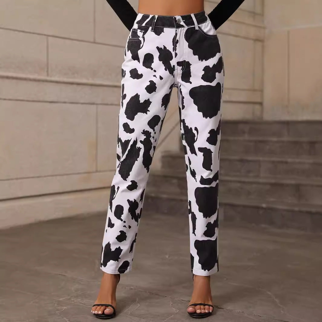 Jeans décontractés pour femmes avec un motif de taches de vache frappant Levoire