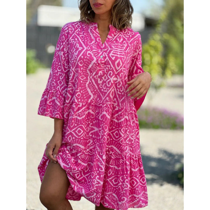 Levoire | Élégant Robe à encolure en V à manches courtes Imprimé gâteau ajouté Magenta