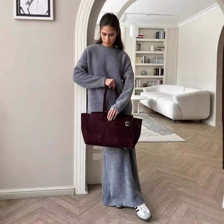 Robe en tricot pour femmes avec une coupe décontractée et des détails élégants Levoire