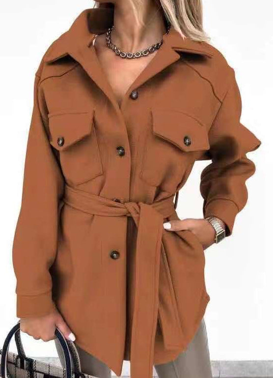 Veste de mode pour femmes avec poches pratiques et coupe décontractée Levoire