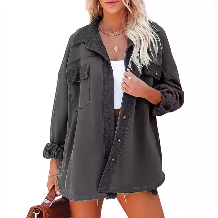 Chemise-Jacket Oversized Décontractée pour Femme avec Poches Pratiques et Coupe Moderne Levoire