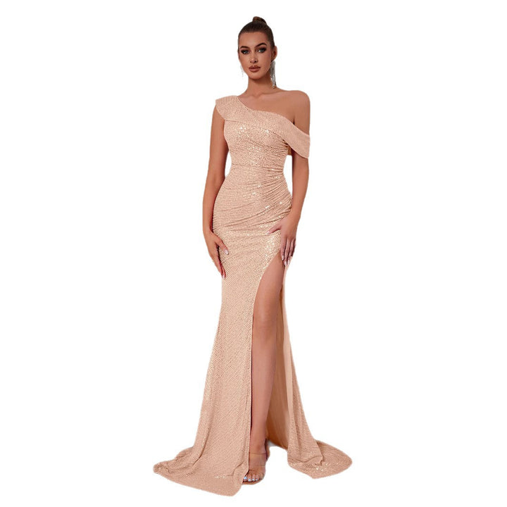 Robes de soirée élégante à épaules dénudées pour femmes avec des sequins étincelants et une fente haute Levoire