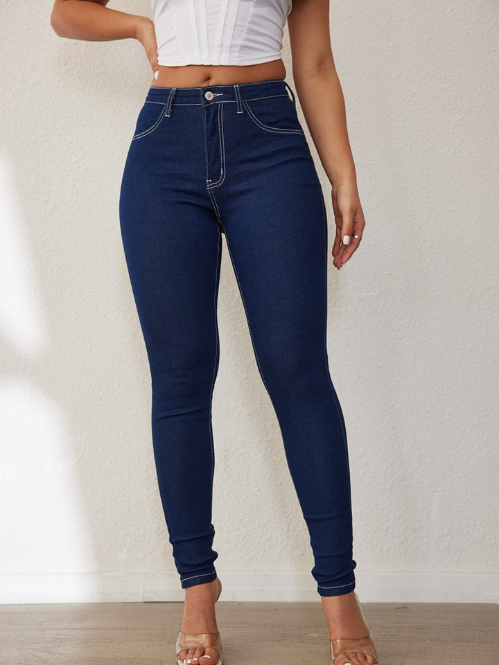 Jeans skinny taille haute pour femmes avec une coupe ajustée Levoire