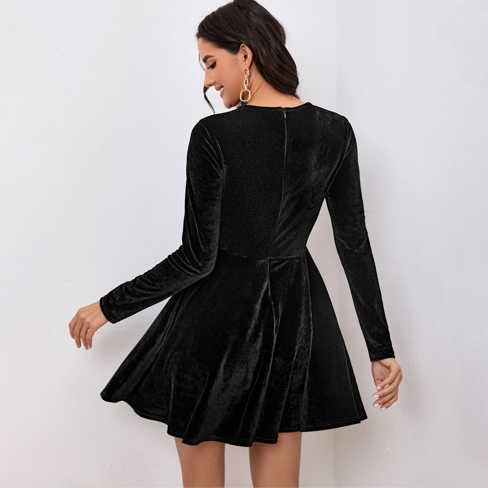 Robe en velours pour femmes avec ceinture élastique et coupe élégante Levoire