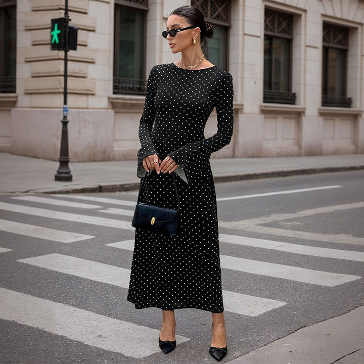 Robe maxi femme avec un design à pois à la mode et des manches élégantes Levoire