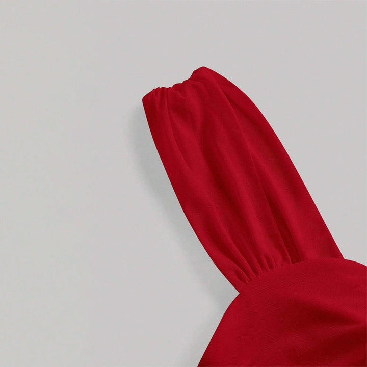 Robe mini moulante pour femme avec des détails volants et un décolleté en cœur profond Levoire