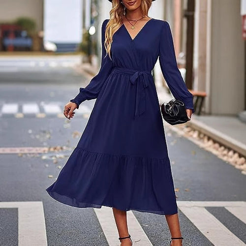 Robe midi femme avec élégant décolleté en V et ceinture à nouer Levoire
