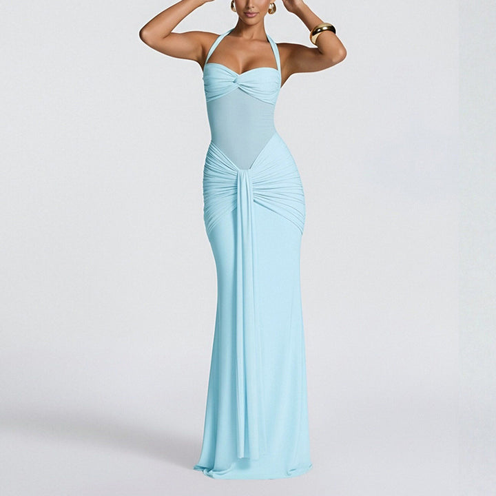 Robe de soirée glamour pour femmes avec plis élaborés et coupe ajustée Levoire