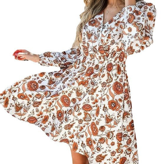 Robe florale pour femmes avec décolleté en V et design ajusté Levoire