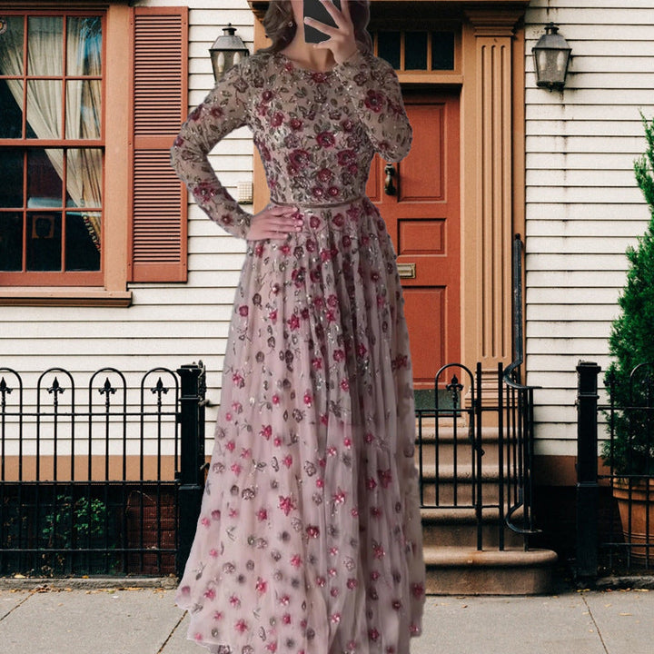 Levoire | Robe à fleurs volumineuse en trois dimensions Couleur