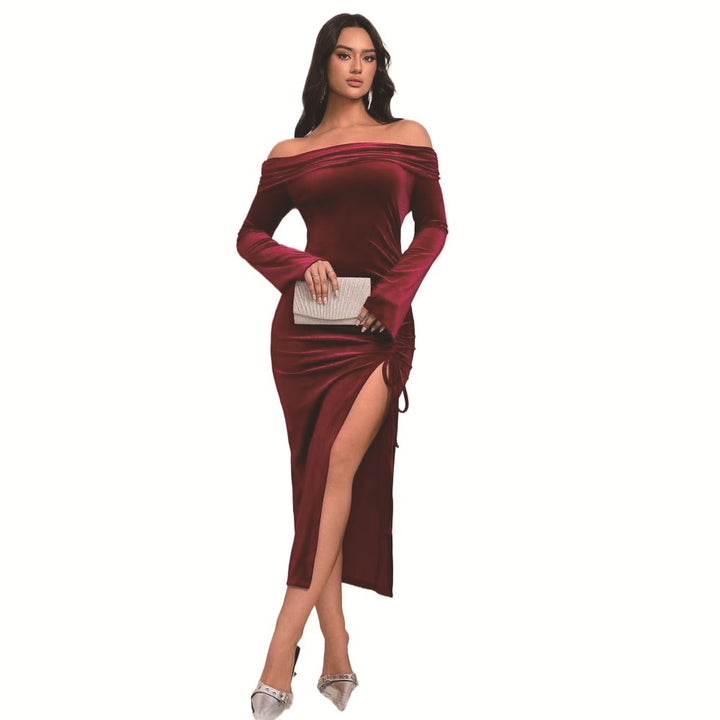 Robe maxi femme à épaules nues avec fente latérale et détails de volants luxueux Levoire