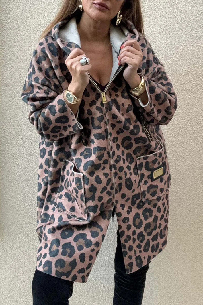 Sweat à capuche pour femmes avec un motif léopard à la mode et des poches pratiques Levoire