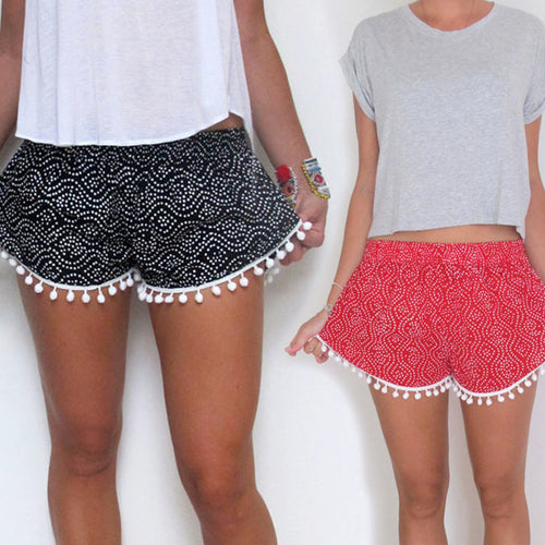 Shorts d'été pour femmes avec des détails de pompons ludiques et un motif de vagues tendance Levoire