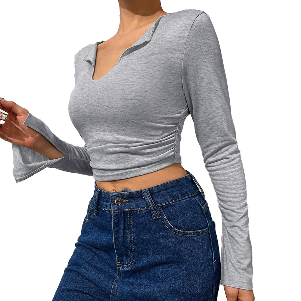 Chemise à manches longues cropped pour femmes avec des manches évasées à la mode et un élégant col en V Levoire