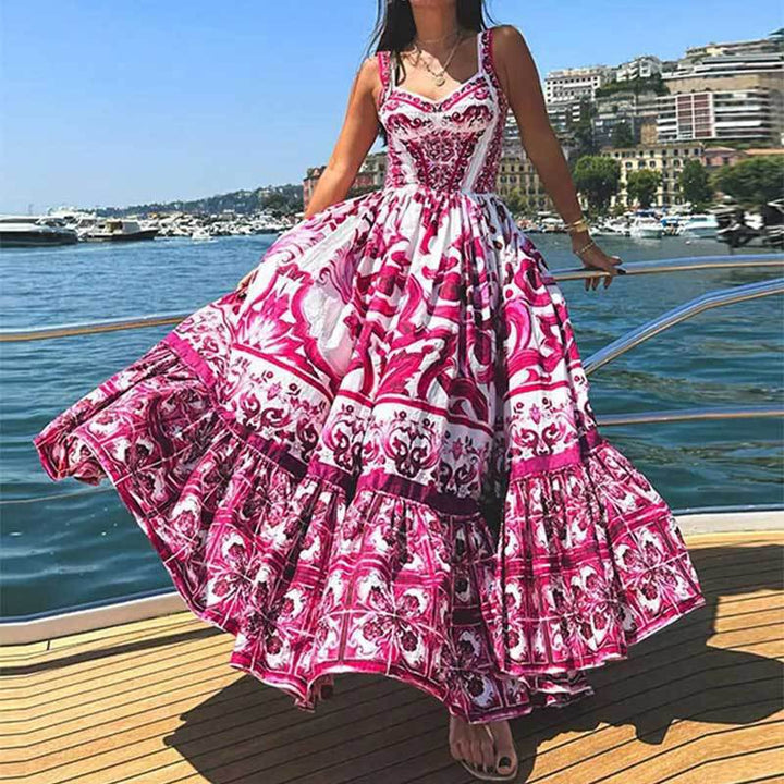 Robe maxi femme avec une élégante coupe évasée et des embellissements élaborés Levoire
