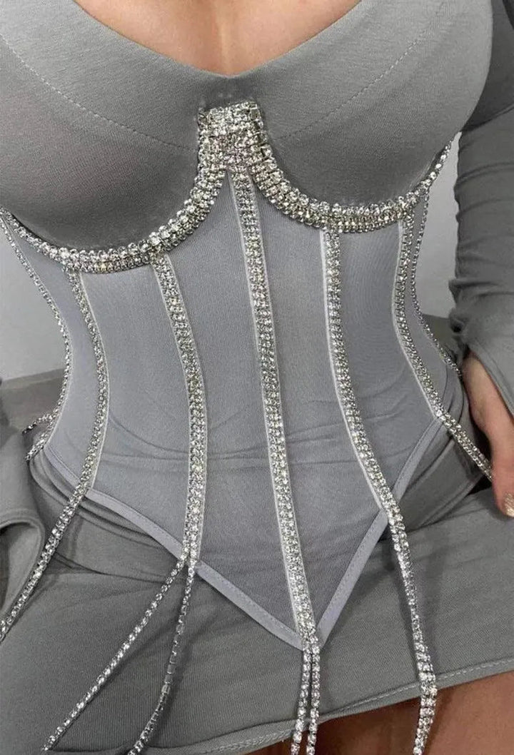Levoire | Ceinture en chaîne noire sculptante pour femmes en polyester Blanc